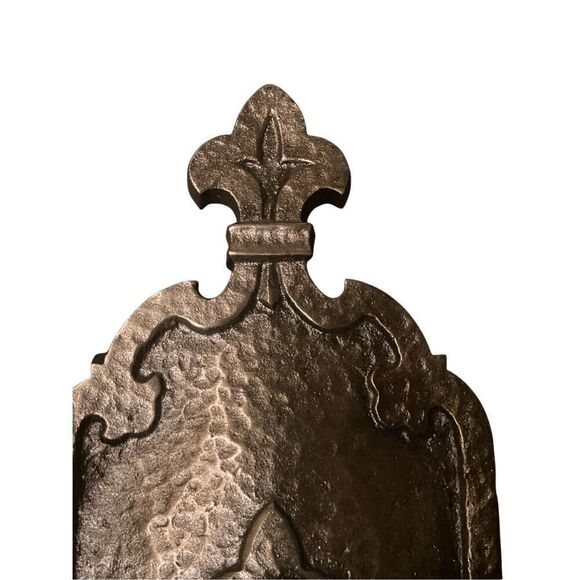 A Pair of Vintage Gothic Iron Wall Sconce Two Candle Lights Fleur de lis - Picture 8 of 8